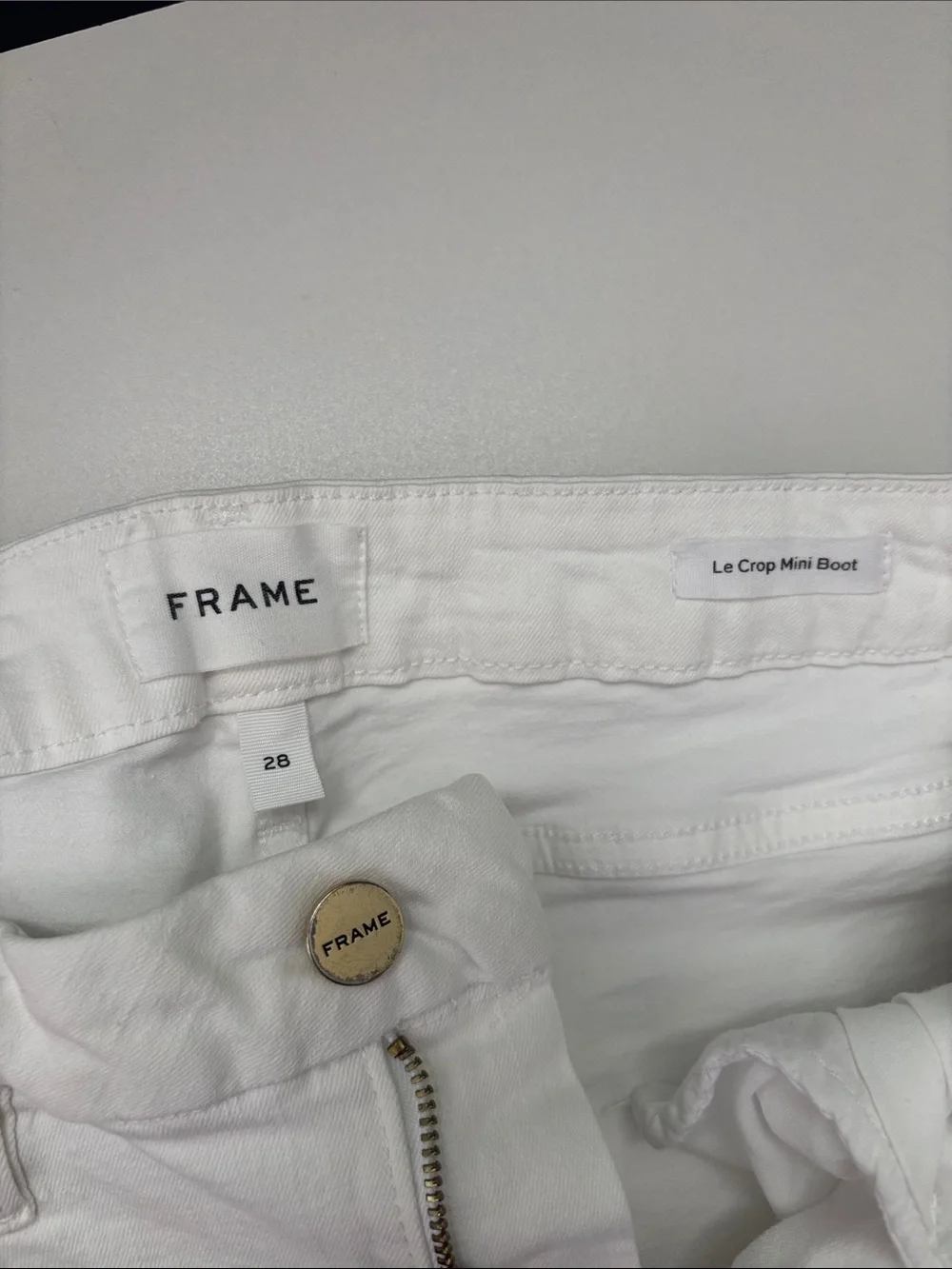 Frame Le Crop Mini Boot White Jeans Size 28